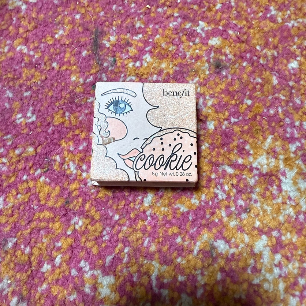 Benefit Cosmetics Cookie Highlighter
